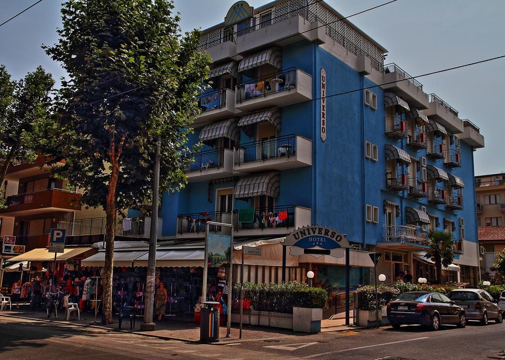 Hotel Universo Rimini Exterior photo